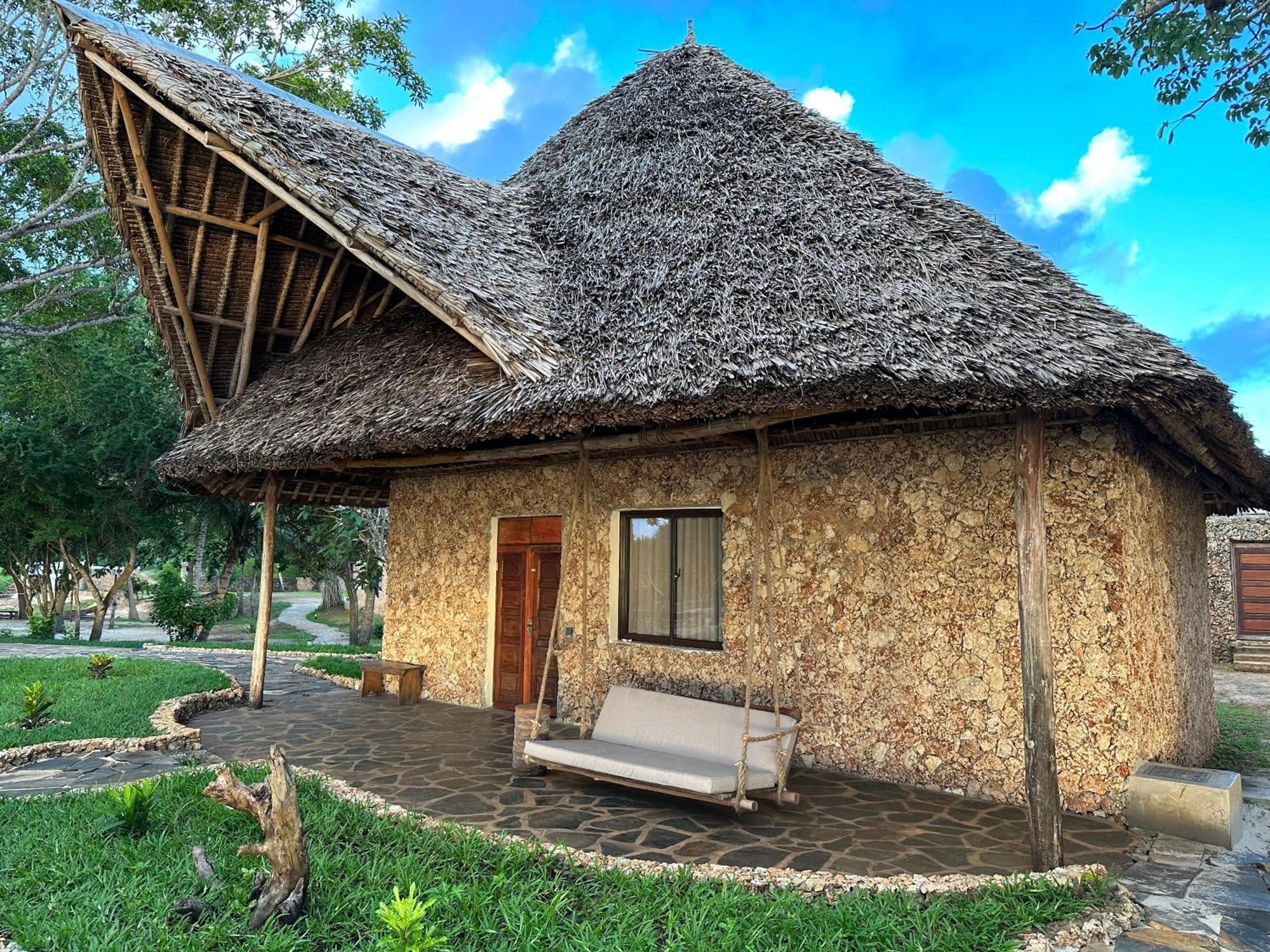Mwazaro Beach Lodge Shimoni Quarto foto